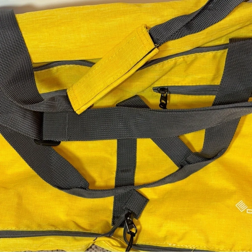 DIMAYAR Yellow and Gray Unisex Duffel Travel Bag
